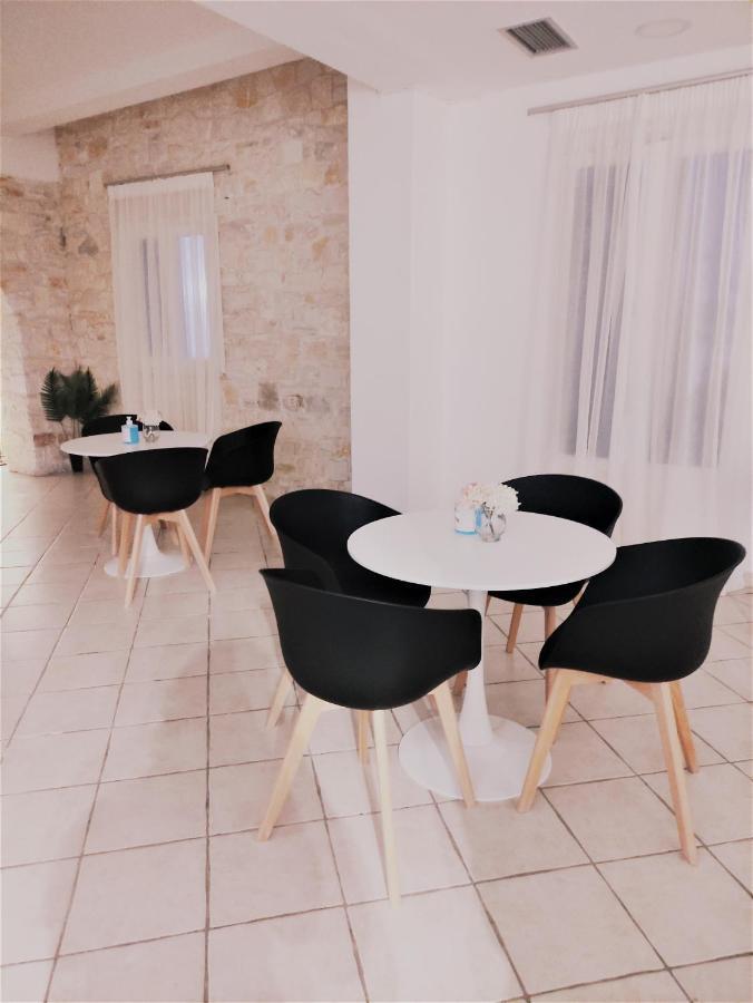 Alkyon Hotel パロス島 エクステリア 写真