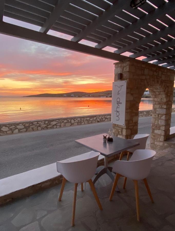 Alkyon Hotel パロス島 エクステリア 写真